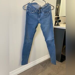 Guess Women's Blue Skinny Jeans